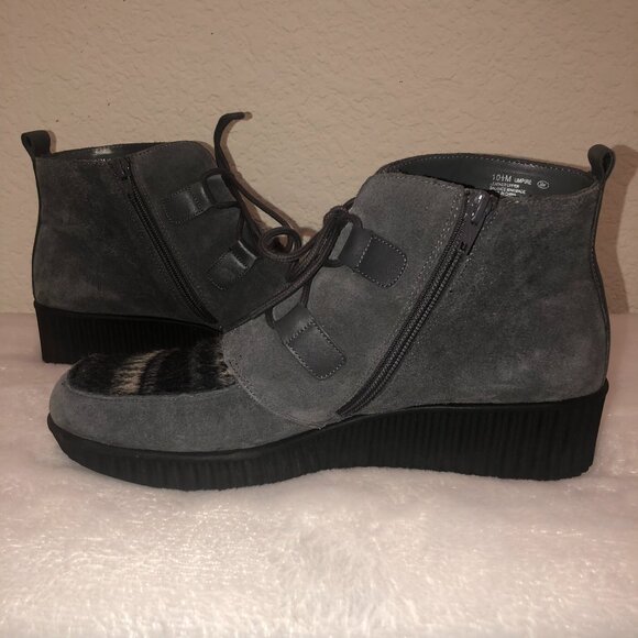 Aerosoles  Umpire Grey Combo Booties - Picture 2 of 8